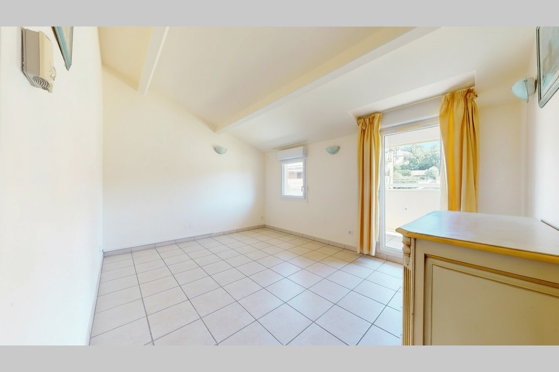 Wohnung in Ville-Les Saquedes-Le Bouillonnet, Sainte-Maxime, Frankreich 2 - 19138415