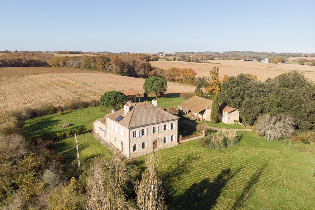 Château à Vic-Fezensac, Occitanie, France 3 - 19138081