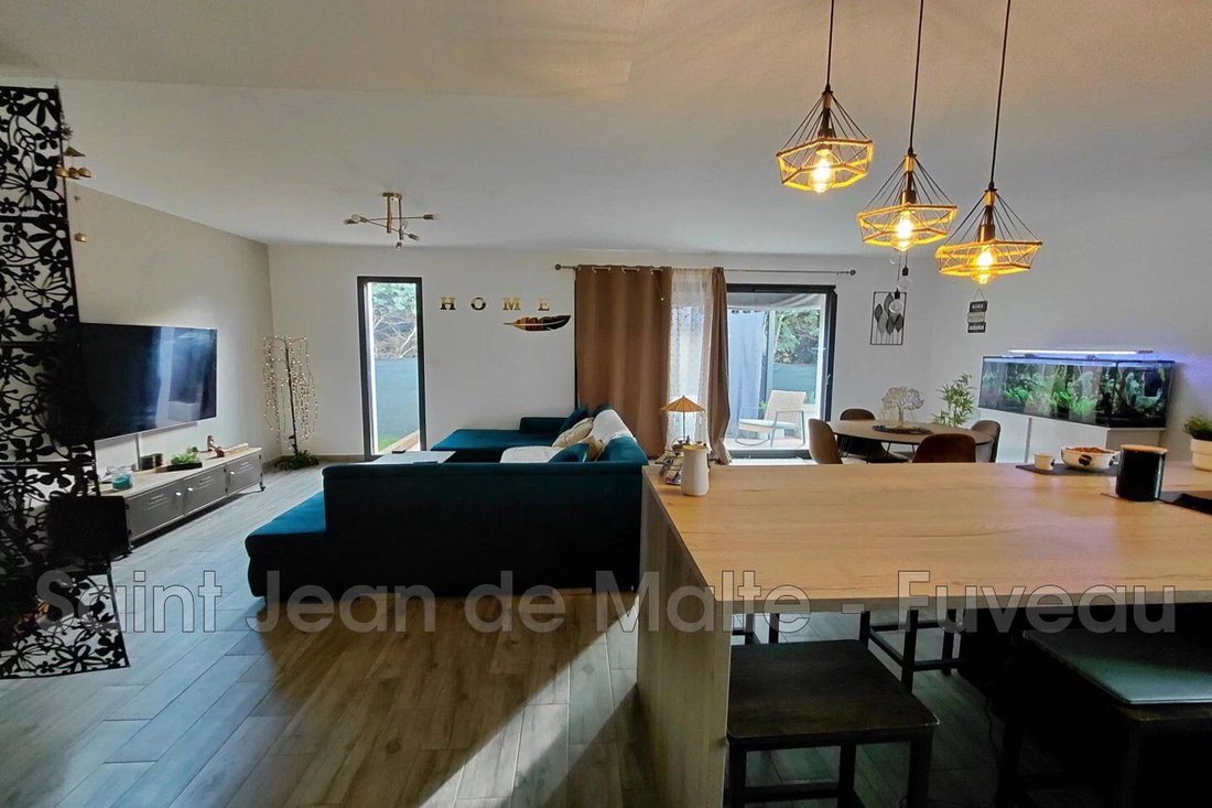 Villa a Pourrières, Provenza-Alpi-Costa Azzurra, Francia 5 - 19138442