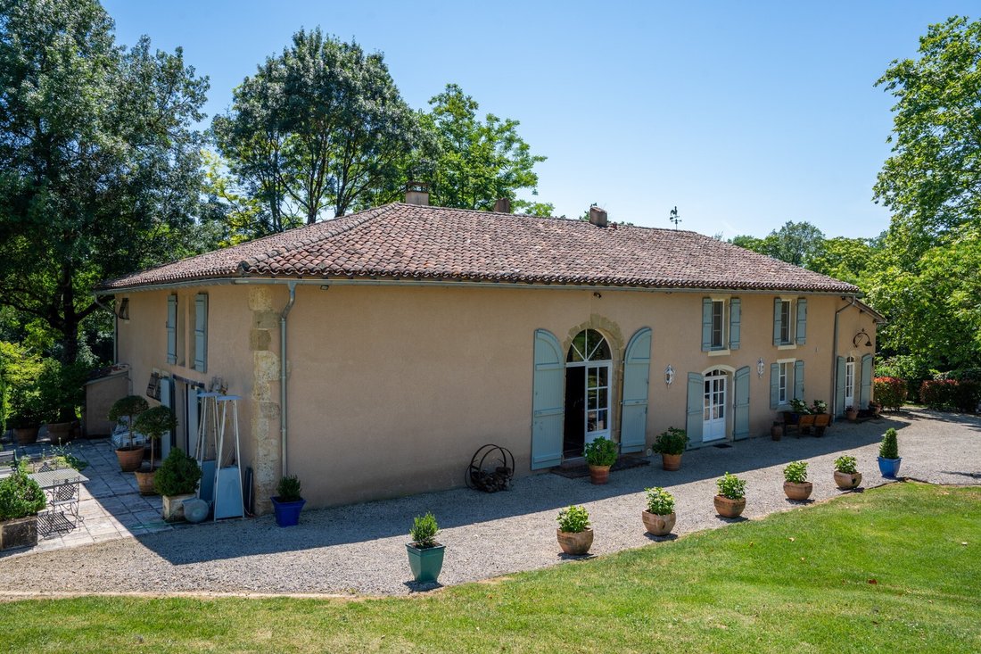 Country House in Mirande, Occitania, France 4 - 19138100