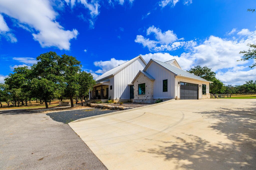 House in Fredericksburg, Texas, United States 4 - 19138672