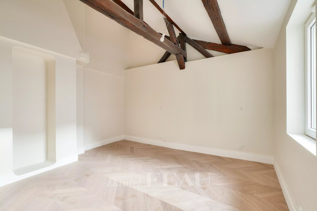 Apartment in Sainte Avoie, Paris 3e Arrondissement, Paris 5 - 19137742
