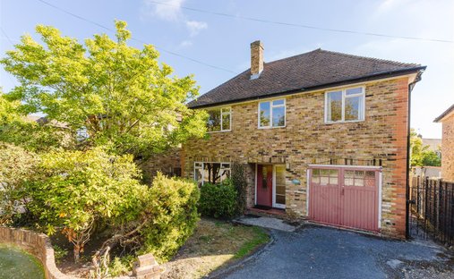 Haus in Breakspear, Hillingdon, England 1