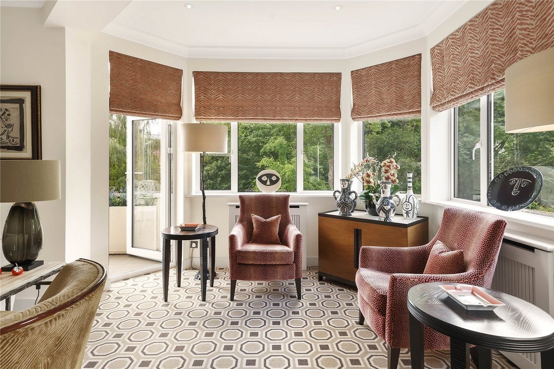 Apartment in Knightsbridge, Kensington And Chelsea, England 2 - 19138033