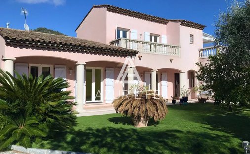 Domaine à Villefranche-sur-Mer, Provence-Alpes-Côte d'Azur, France 1