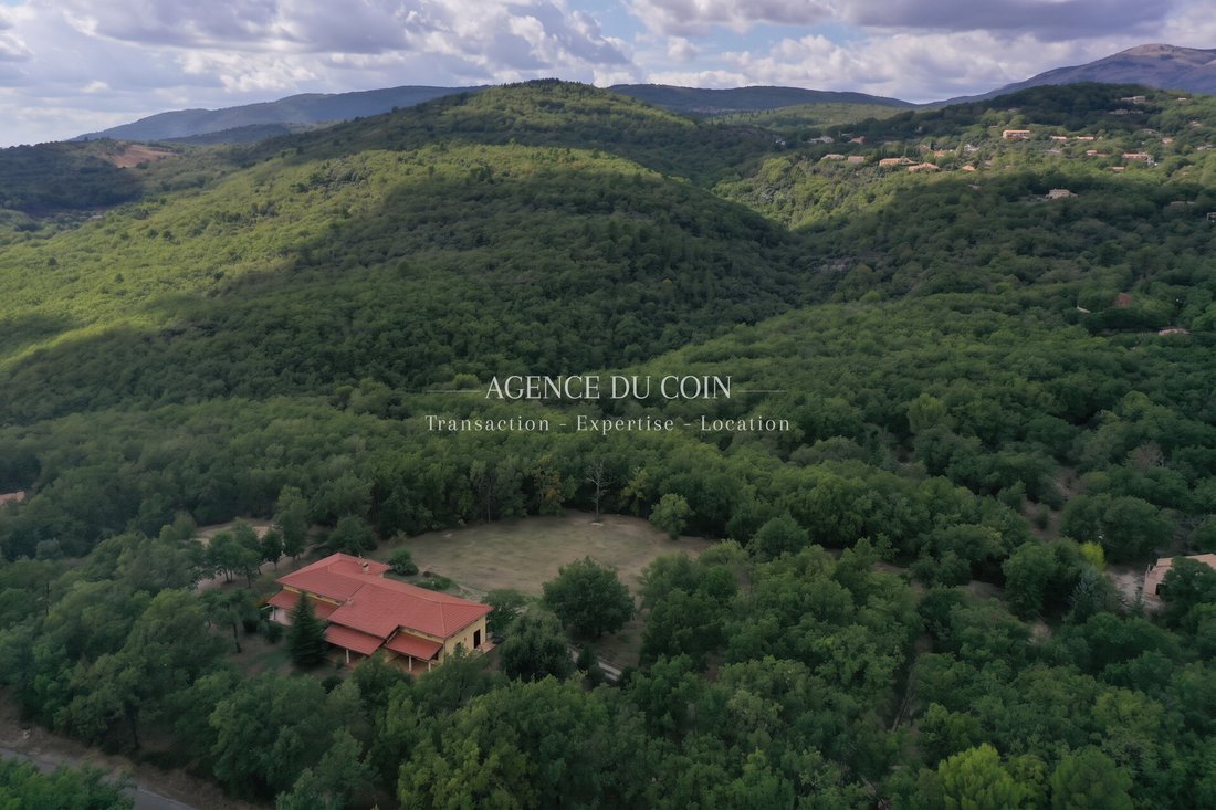 Villa en Mons, Provenza-Alpes-Costa Azul, Francia 2 - 19138416