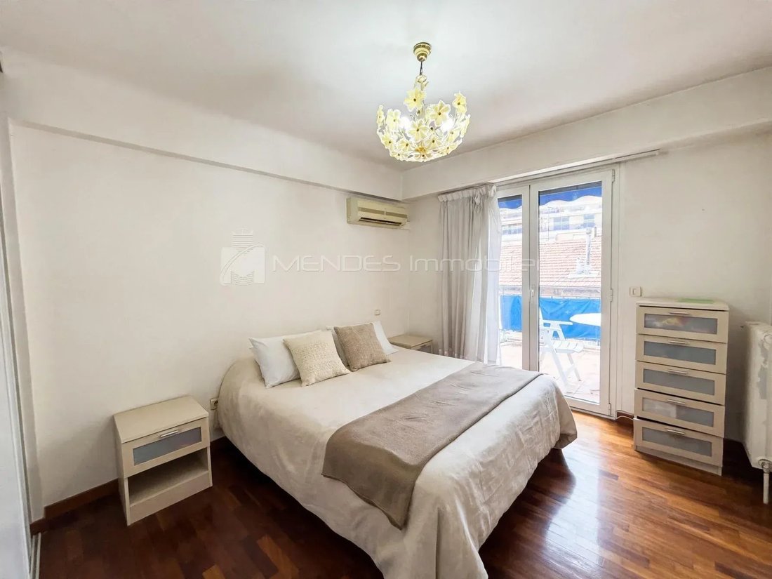 Apartamento en Menton, Provenza-Alpes-Costa Azul, Francia 1 - 19138154