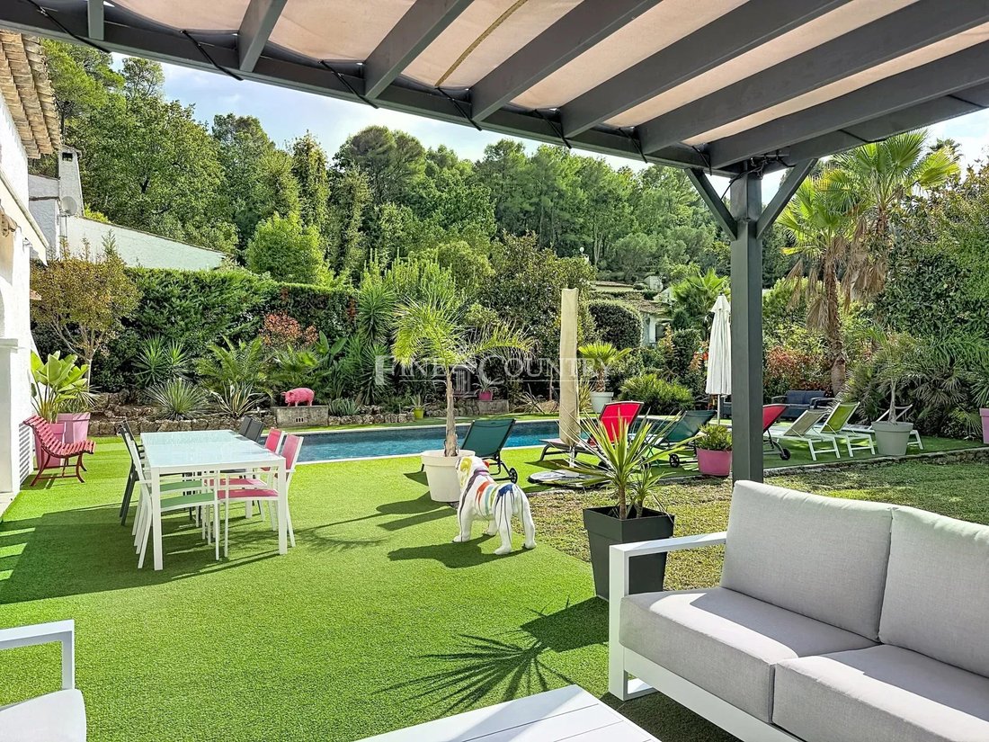 Villa à Mougins, Provence-Alpes-Côte d'Azur, France 2 - 19138320