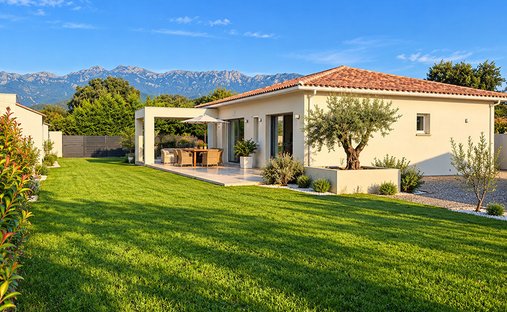 Villa in Ghisonaccia, Korsika, Frankreich 1