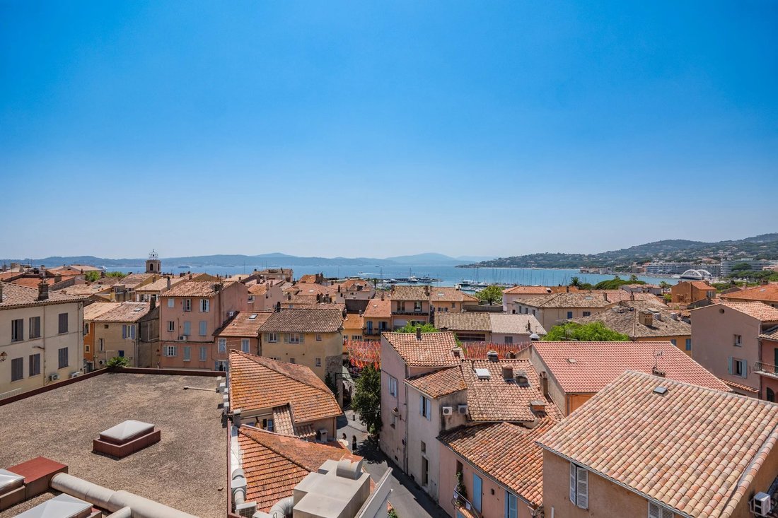 Apartamento en Ville-Les Saquedes-Le Bouillonnet, Sainte-Maxime, Francia 1 - 19138301