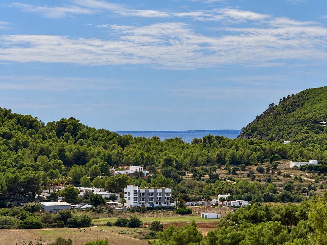 House in Cala Llonga, Ibiza, Santa Eularia des Riu, Balearic Islands 5 - 19138152