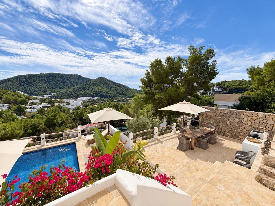House in Cala Llonga, Ibiza, Santa Eularia des Riu, Balearic Islands 3 - 19138152