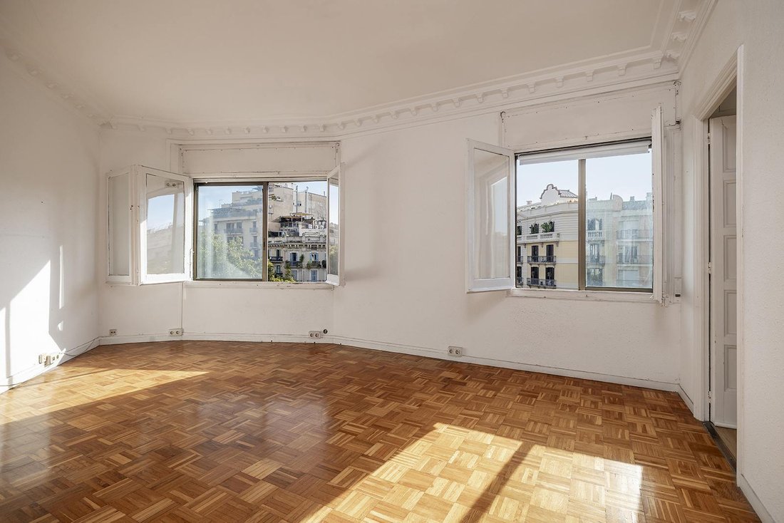 Appartement à Eixample, Barcelone, Espagne 1 - 19137864
