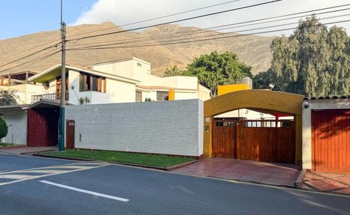 Haus in San Juan de Miraflores, Metropolitan Municipality of Lima, Peru 1