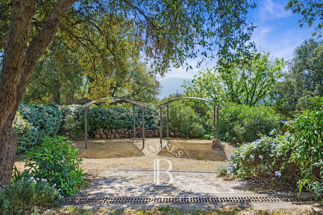 Villa in Le Plan-de-la-Tour, Provence-Alpes-Côte d'Azur, Frankreich 5 - 17670541