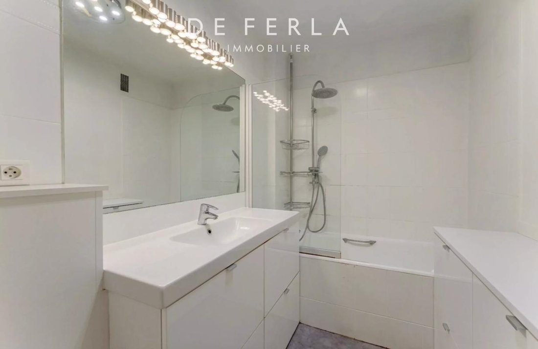 Apartment in Georges Brassens, Paris 15e Arrondissement, Paris 5 - 19138209