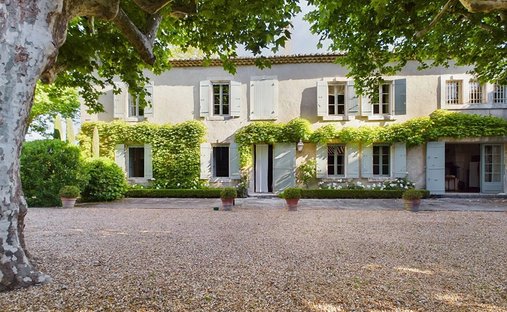 Landhaus in Verquières, Provence-Alpes-Côte d'Azur, Frankreich 1