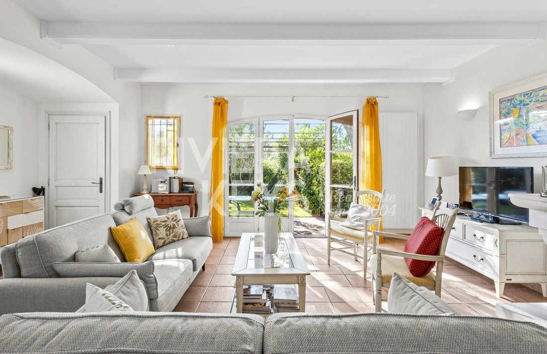 Casa en La Motte, Provenza-Alpes-Costa Azul, Francia 2 - 19137758
