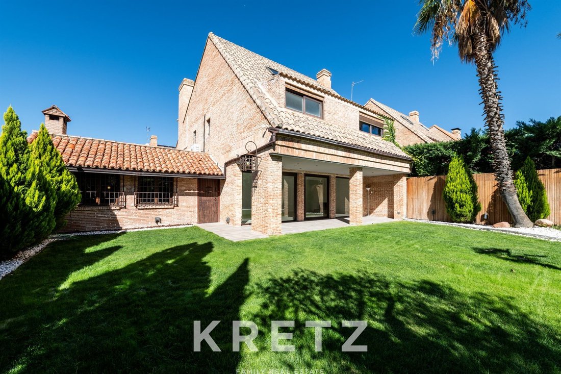 House in Villanueva de la Canada, Comunidad de Madrid, Spain 1 - 19138070