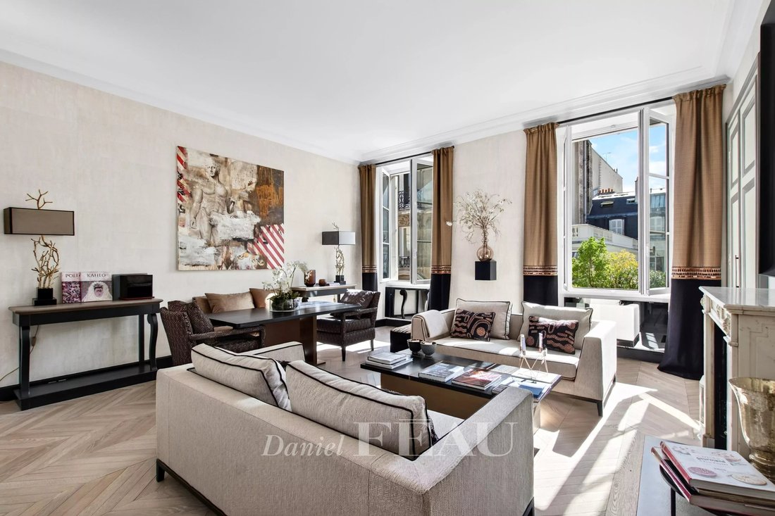 Appartamento a San Tommaso d'Aquino, Paris 7e Arrondissement, Parigi 2 - 19138344