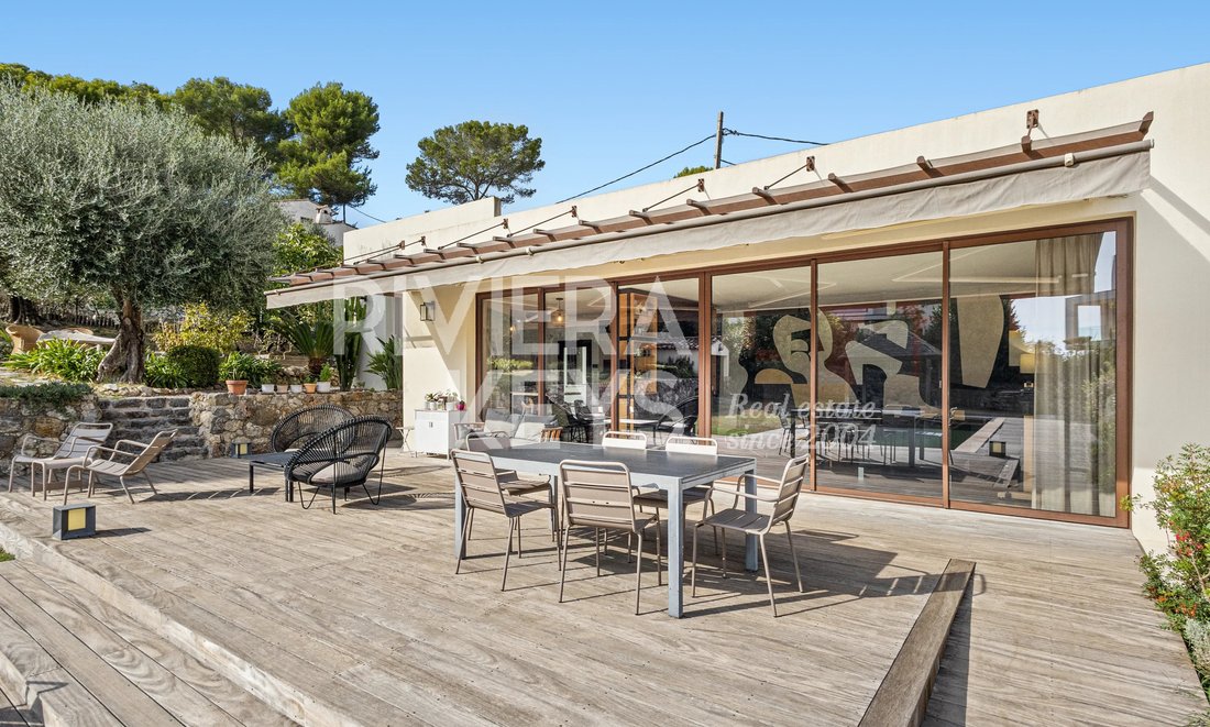 Villa in Mougins, Provence-Alpes-Côte d'Azur, France 1 - 19137766