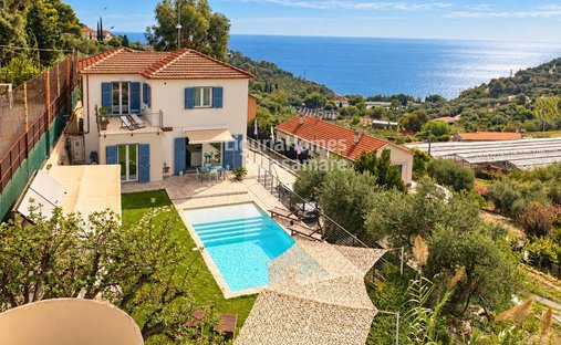 Villa a Poggi, Imperia, Liguria 1