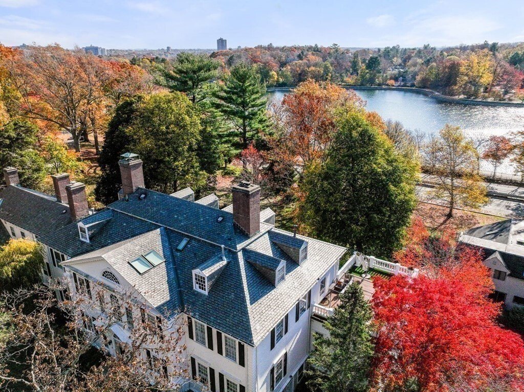 House in Brookline, Massachusetts, United States 3 - 19137894