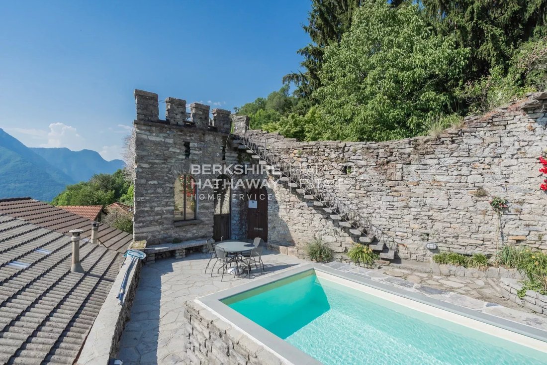 Schloss in Faggeto Lario, Lombardei, Italien 5 - 19138504