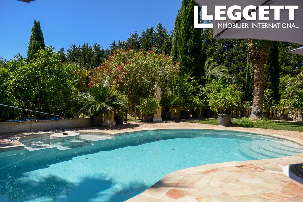 Casa en Hyères, Provenza-Alpes-Costa Azul, Francia 1 - 14351524