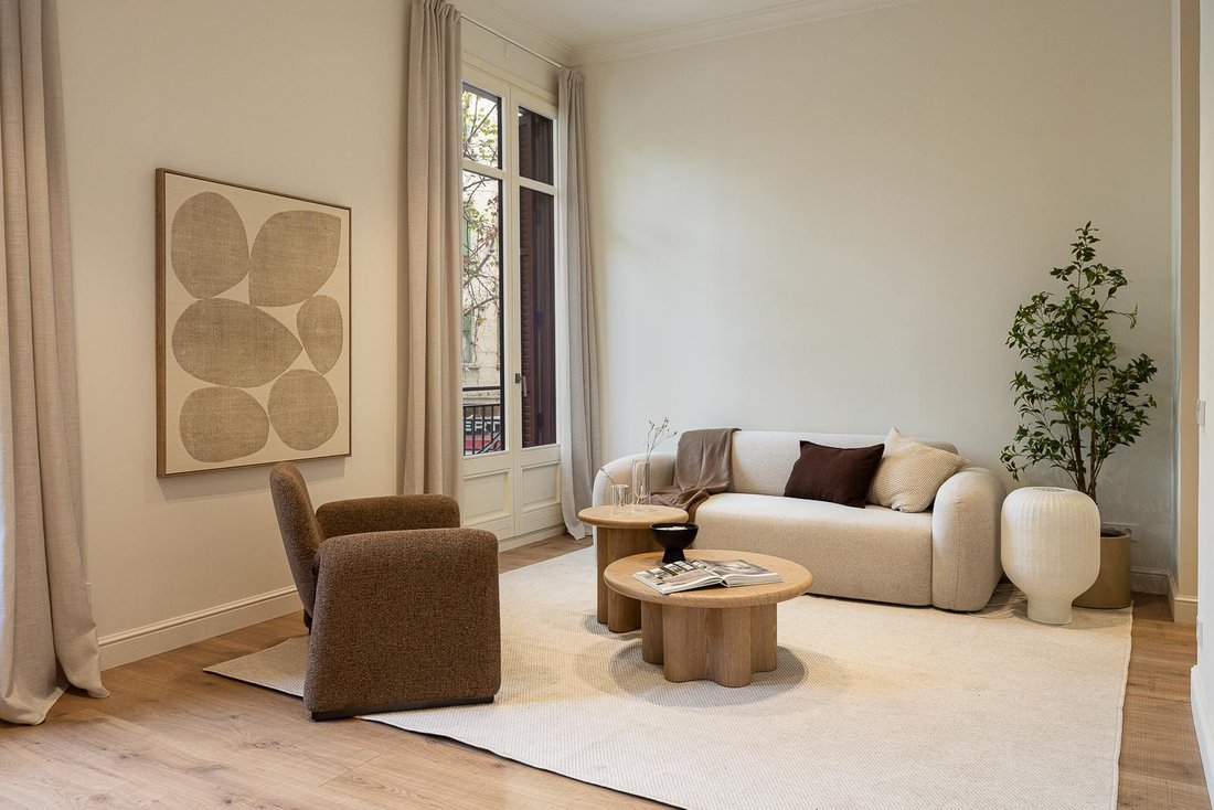 Apartment in Eixample, Barcelona, Spain 2 - 19137853