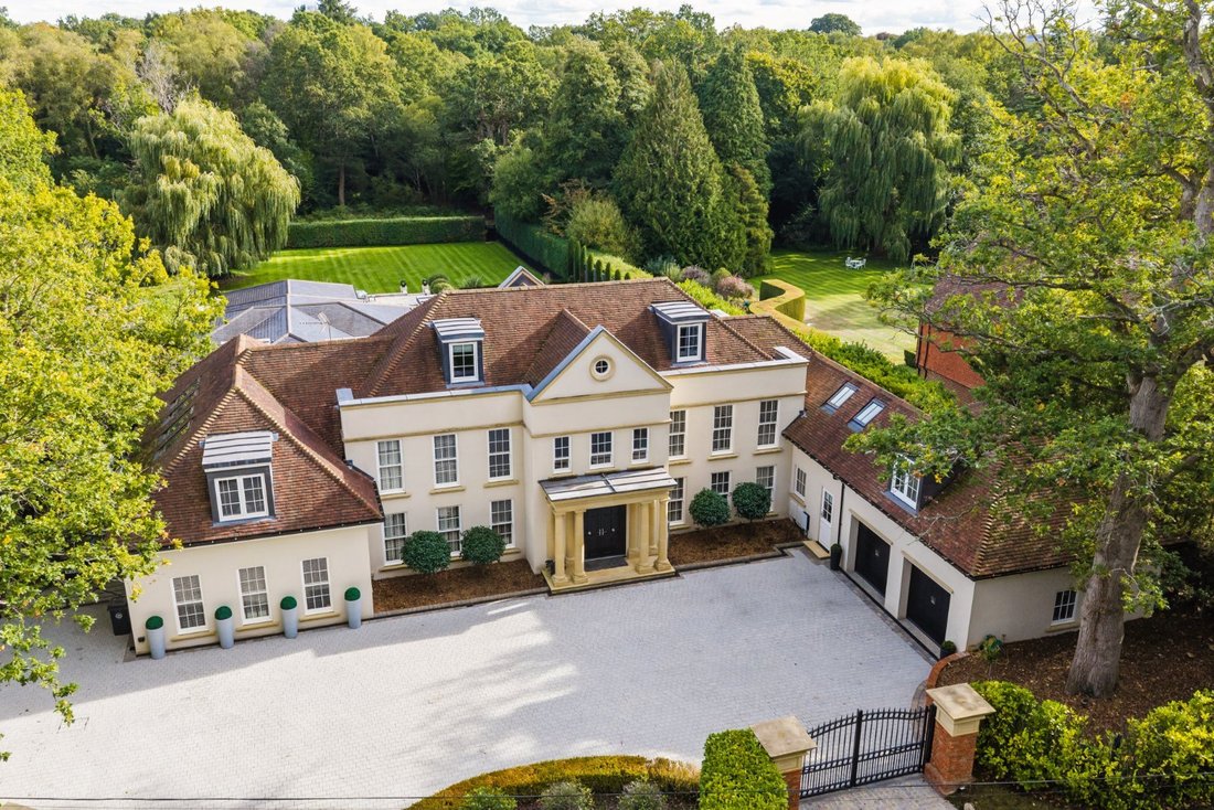 Haus in Whitmoor, Worplesdon, England 1 - 19138053