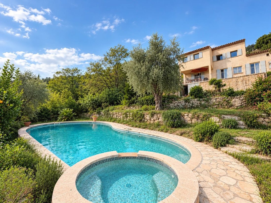 Maison à Gattières, Provence-Alpes-Côte d'Azur, France 1 - 19138037