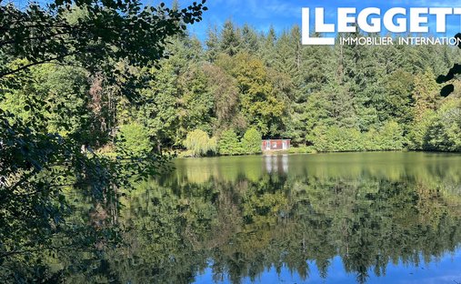 Land in Ger, Normandie, Frankreich 1