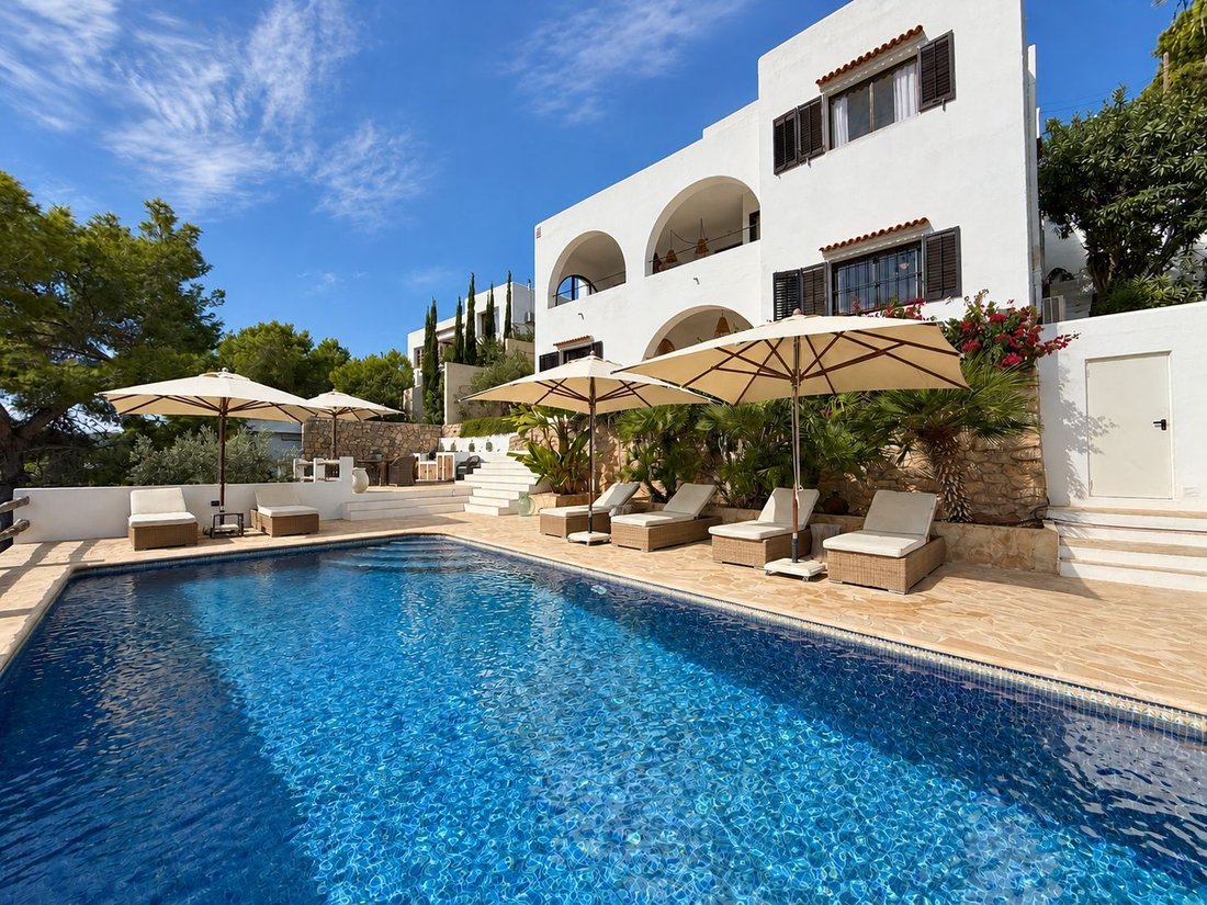 House in Cala Llonga, Ibiza, Santa Eularia des Riu, Balearic Islands 1 - 19138152