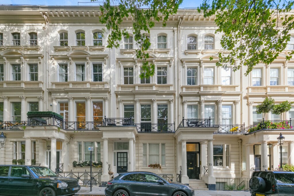Apartment in Knightsbridge, Kensington And Chelsea, England 2 - 19137952