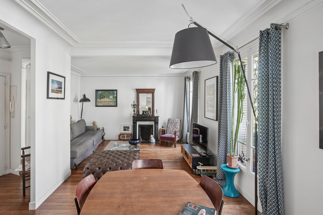 Apartment in Grandes Carrières-Clichy, Paris 18e Arrondissement, Paris 2 - 19138496