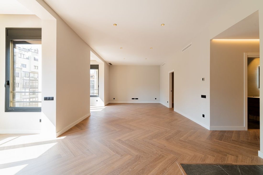 Appartement à Eixample, Barcelone, Espagne 3 - 19138284