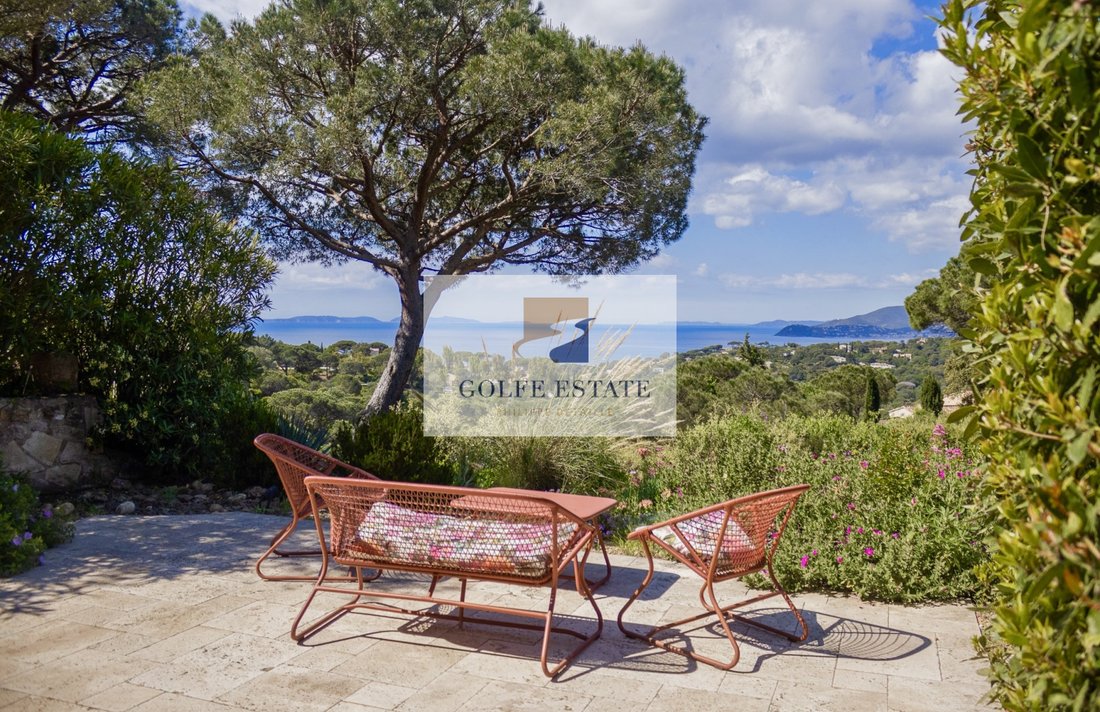 Haus in La Croix-Valmer, Provence-Alpes-Côte d'Azur, Frankreich 1 - 19138350