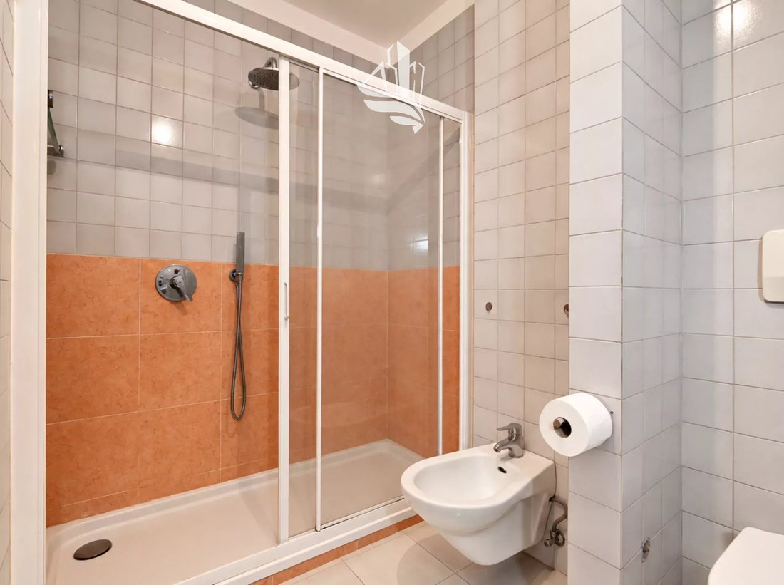 Wohnung in Gries - San Quirino, Bozen, Trentino-Südtirol 3 - 19138323