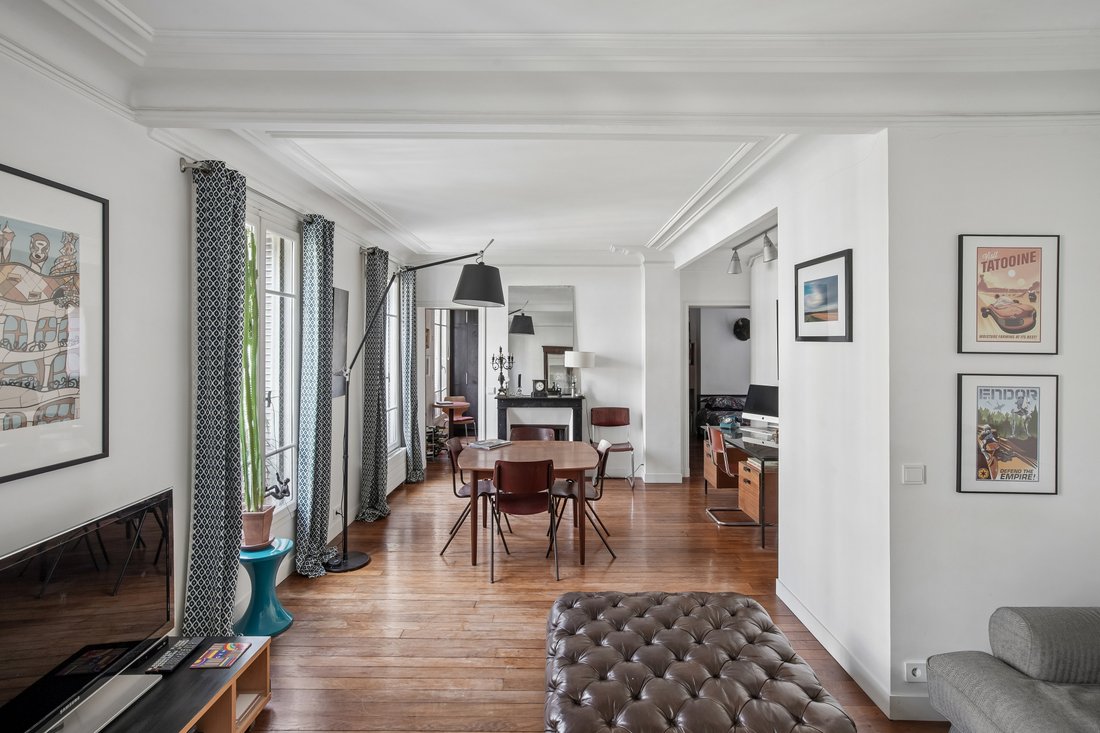 Apartment in Grandes Carrières-Clichy, Paris 18e Arrondissement, Paris 4 - 19138496