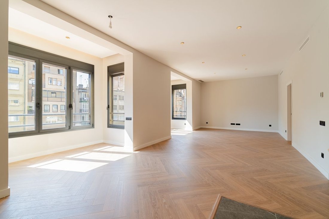 Appartement à Eixample, Barcelone, Espagne 5 - 19138284