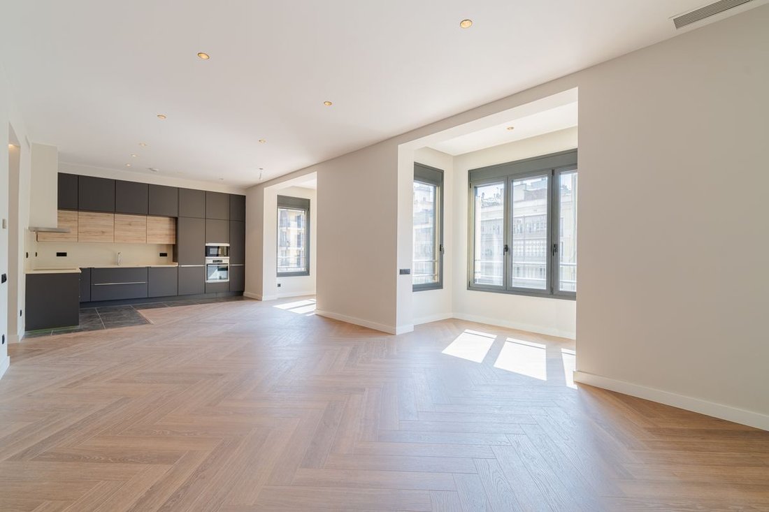 Appartement à Eixample, Barcelone, Espagne 2 - 19138284