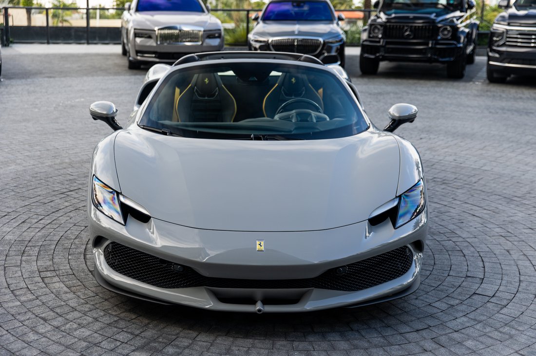 Cabriolet in West Hollywood, CA, United States 3 - 19139084