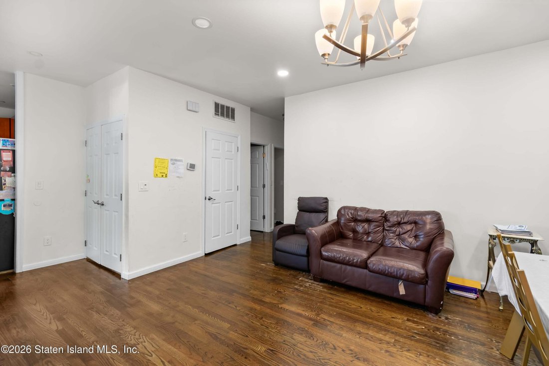 House in New York, New York, United States 5 - 19139463