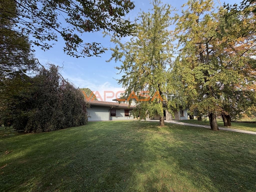 Villa in Cividate Al Piano, Lombardy, Italy 3 - 19139245