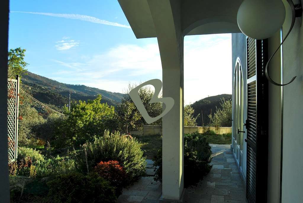 Villa in Perinaldo, Ligurien, Italien 2 - 19139694