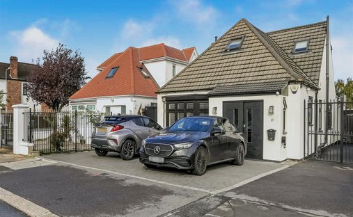 Haus in Claybury, Ilford, England 1