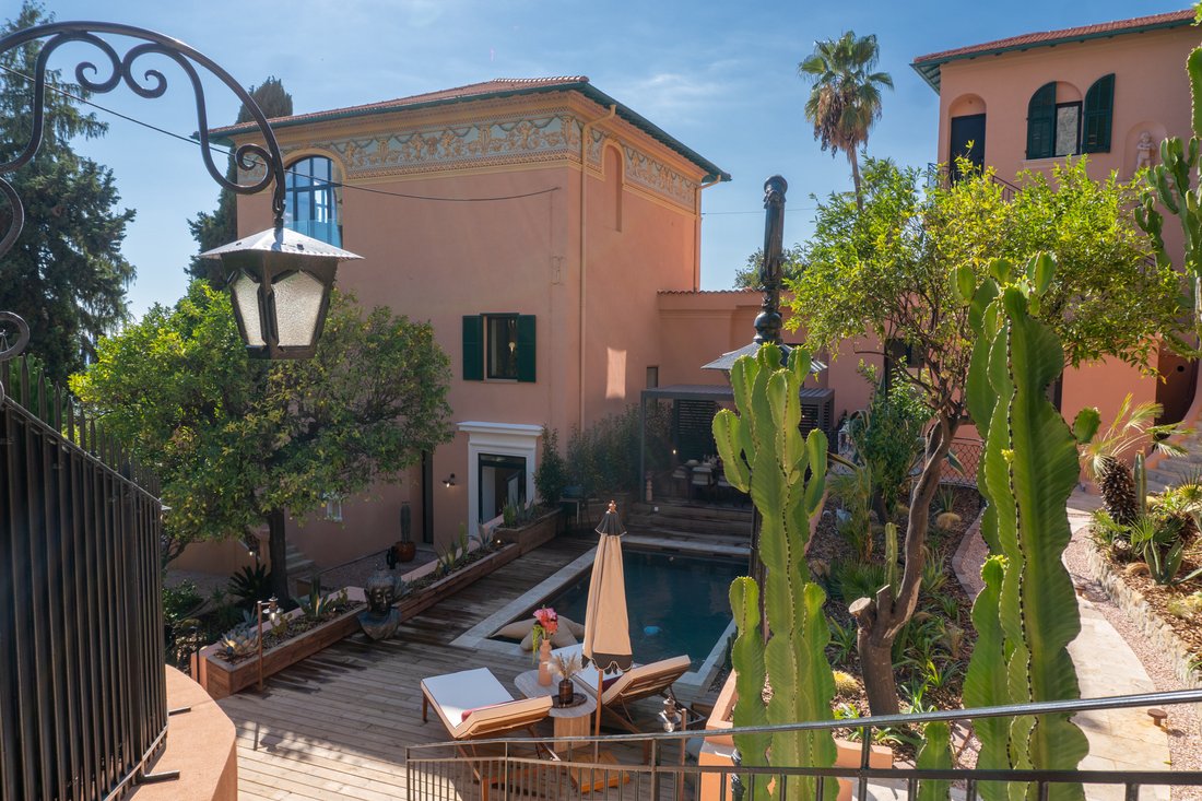 Villa in Menton, Provence-Alpes-Côte d'Azur, France 3 - 19140707