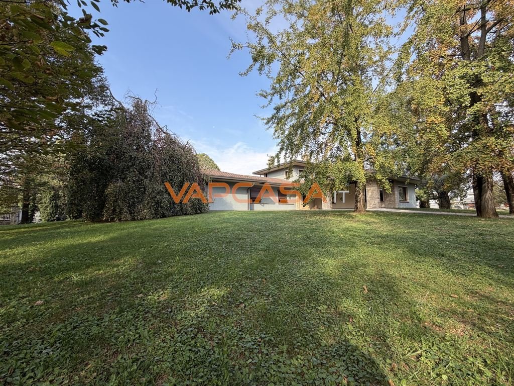 Villa in Cividate Al Piano, Lombardy, Italy 4 - 19139245