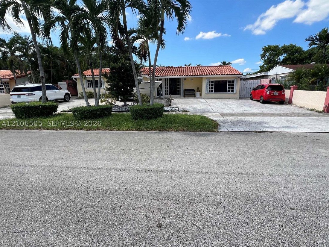 Haus in Miami Lakes, Florida, Vereinigte Staaten 1 - 19139326